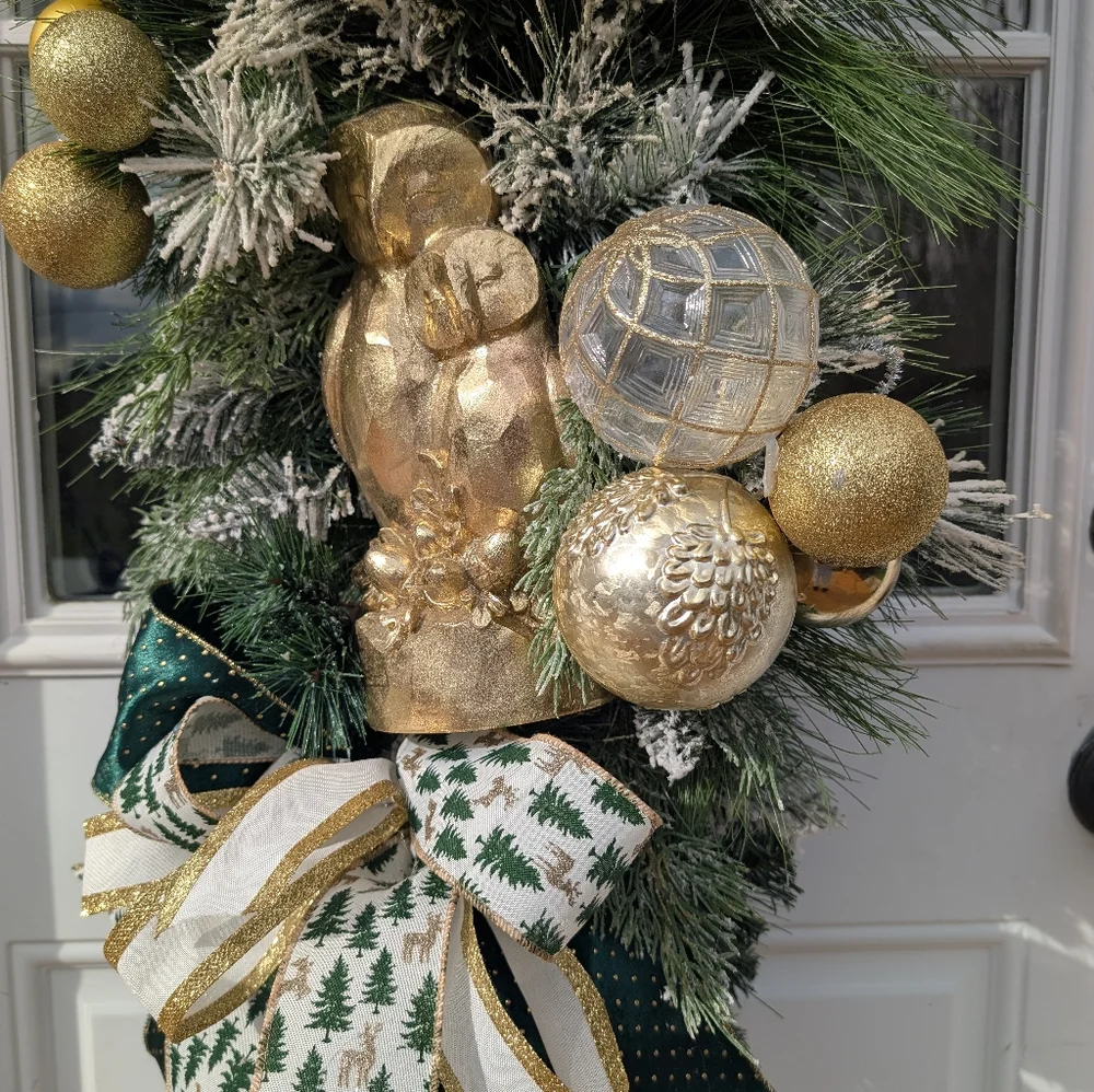 Elegant, Chic Emerald Green & Gold Door Swag